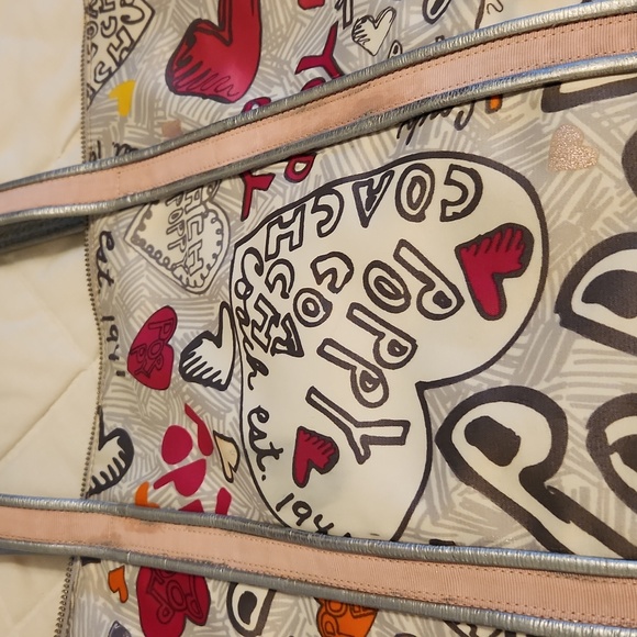 Coach Poppy Graffiti Glam Hearts Tote/Shoulder Bag - Picture 13 of 16